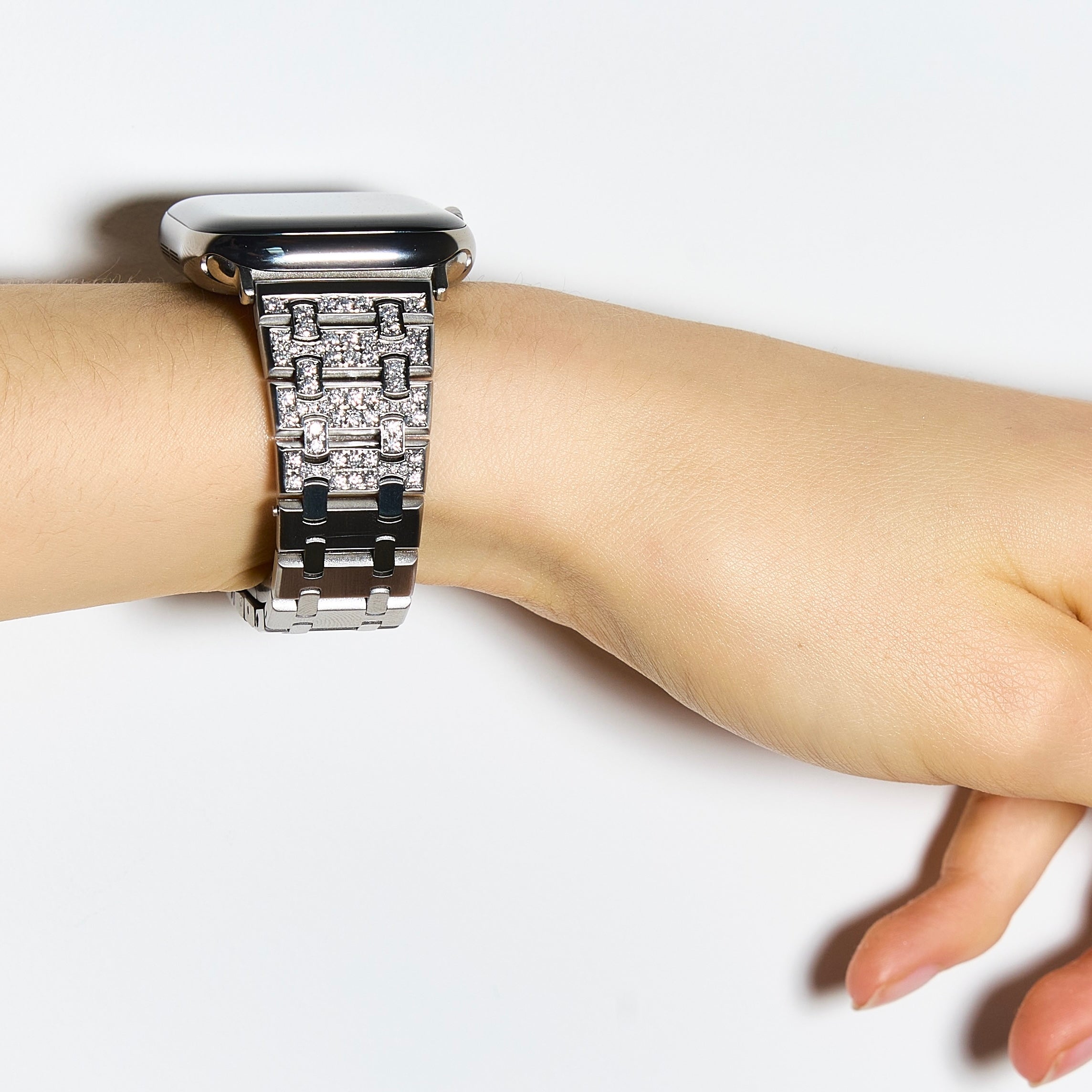 Power Bracelet - Nuclieus - Noucou - Apple Watch - Apple iPhone - Diamonds - Jewelry