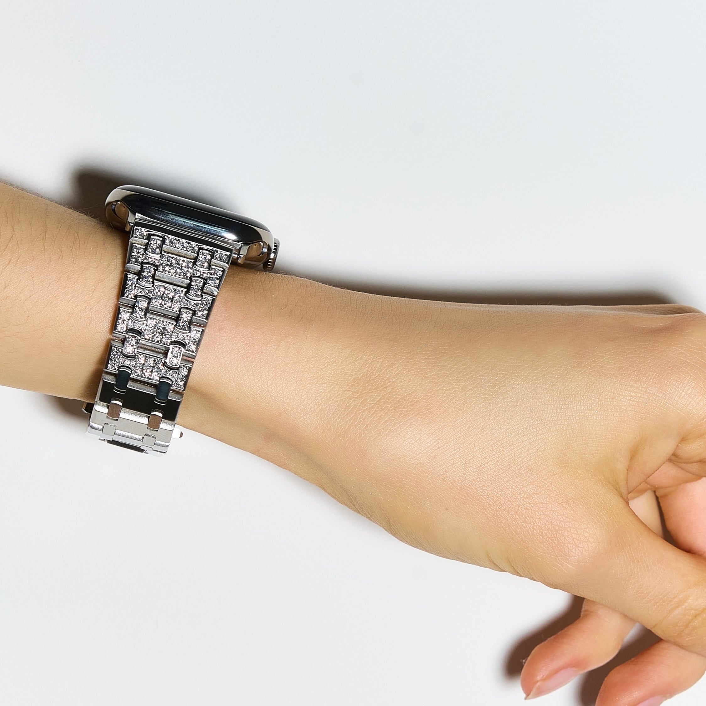 Power Bracelet - Nuclieus - Noucou - Apple Watch - Apple iPhone - Diamonds - Jewelry