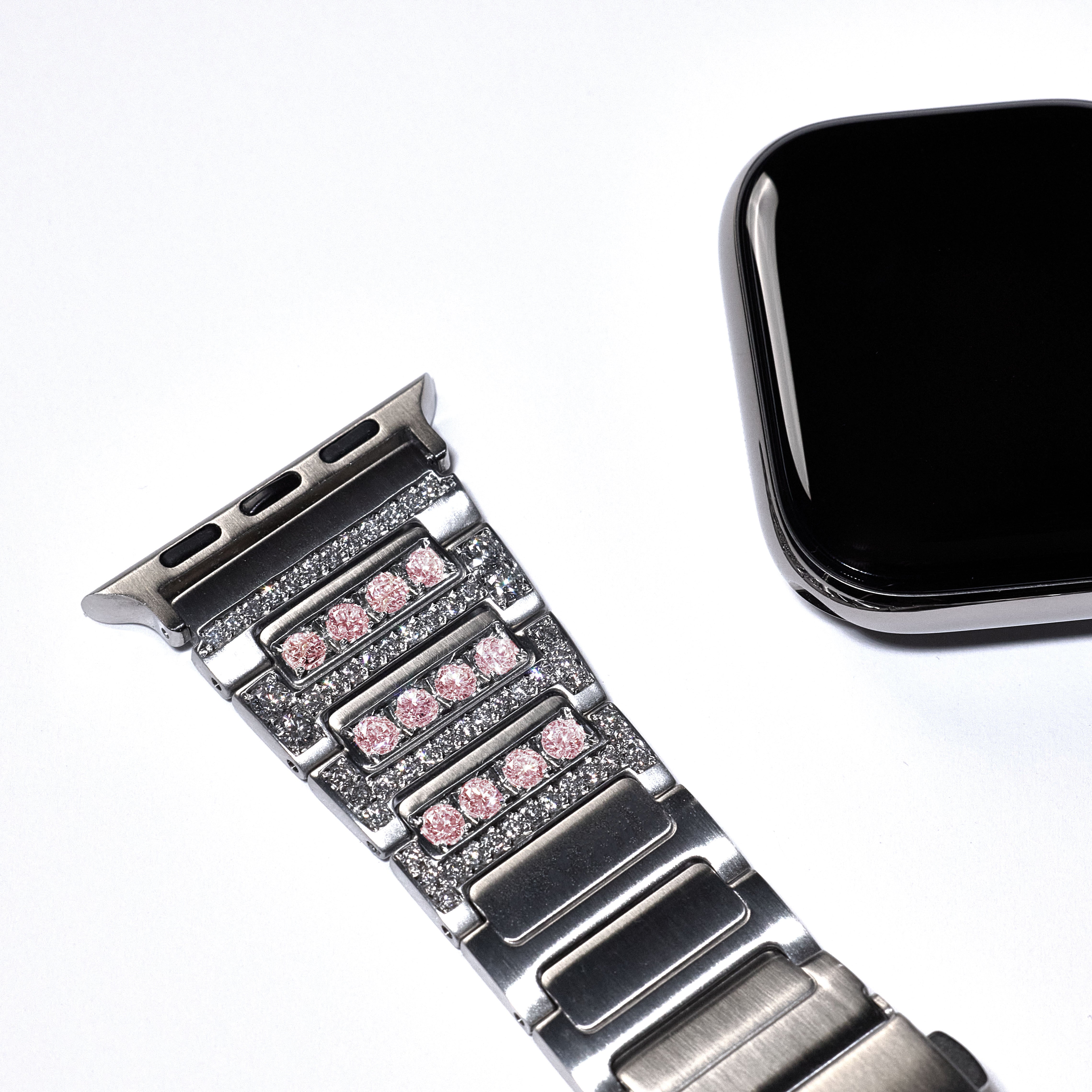 Power Bracelet - Nuclieus - Noucou - Apple Watch - Apple iPhone - Diamonds - Jewelry