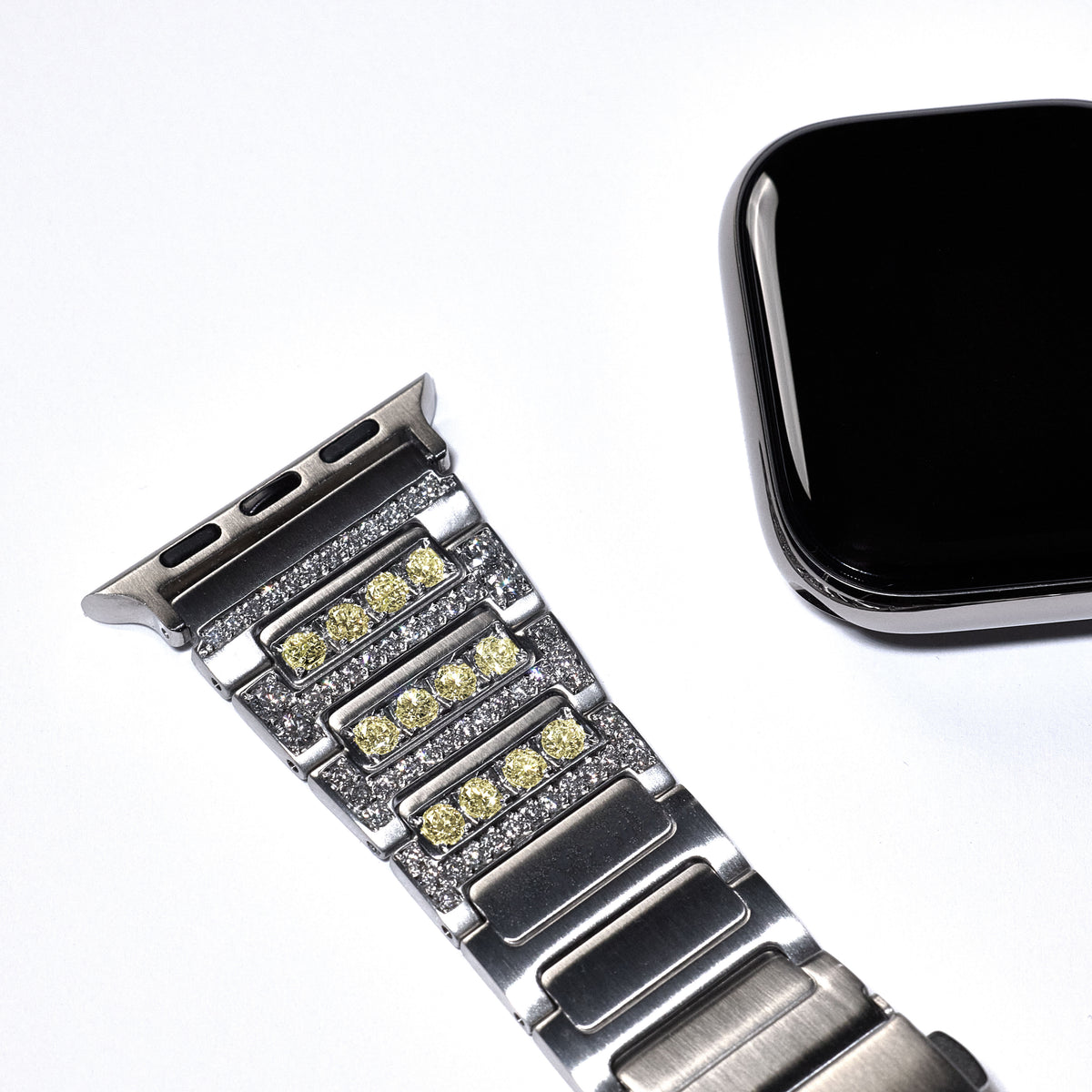 Power Bracelet - Nuclieus - Noucou - Apple Watch - Apple iPhone - Diamonds - Jewelry