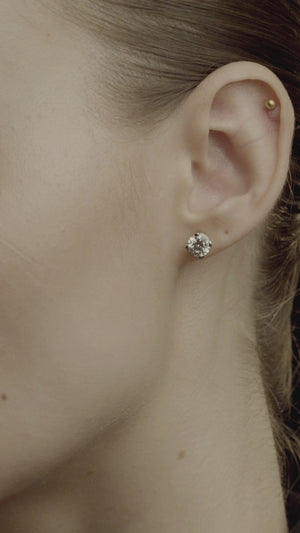 1.50cts Studs